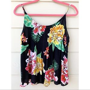 Old Navy top, size M